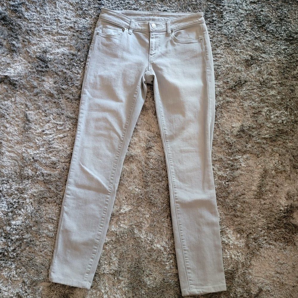 Women's Loft Modern Skinny Light Grey Jeans Size 26 / 2